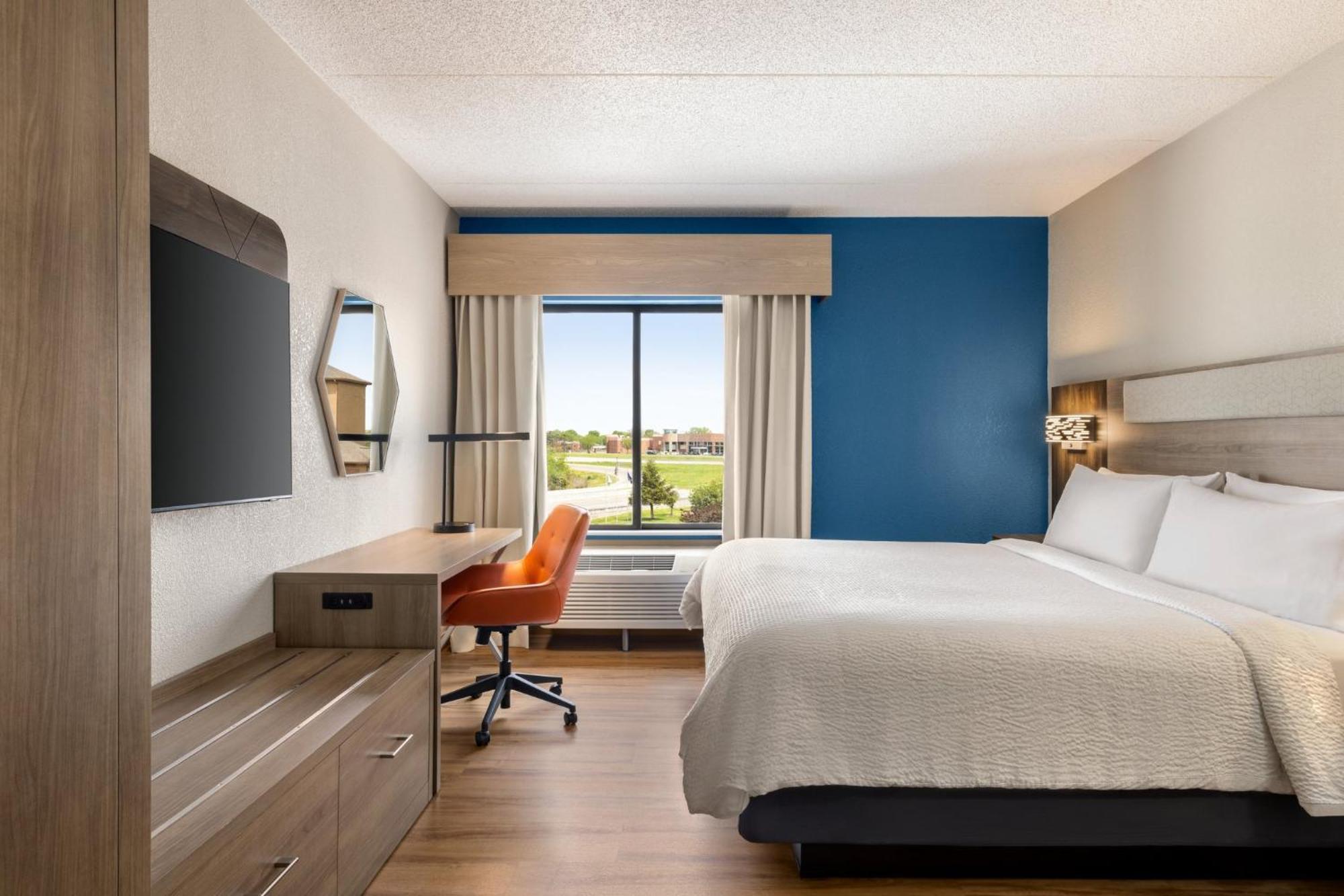 Holiday Inn Express Hotel & Suites Indianapolis W - Airport Area By Ihg Экстерьер фото