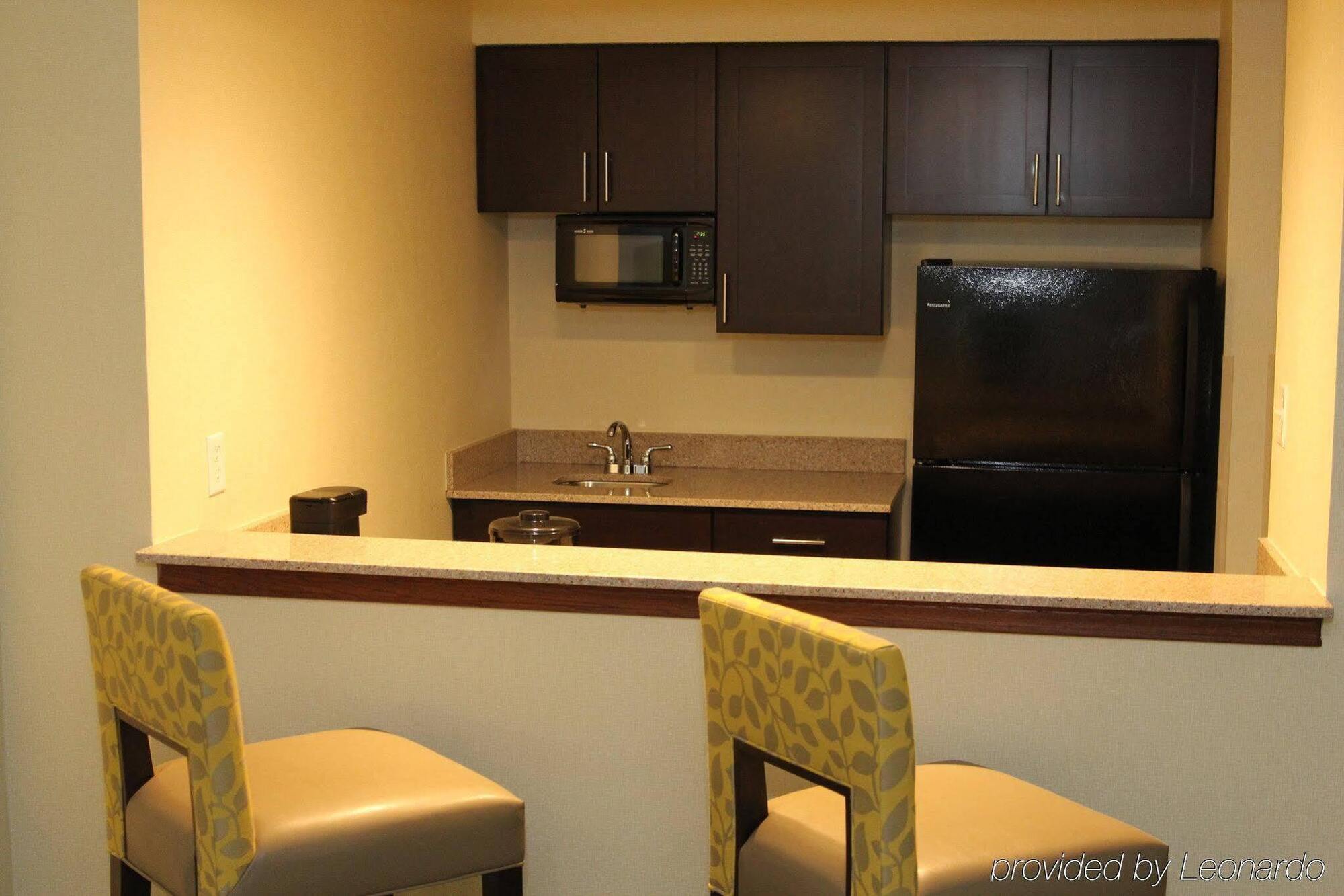 Holiday Inn Express Hotel & Suites Indianapolis W - Airport Area By Ihg Экстерьер фото